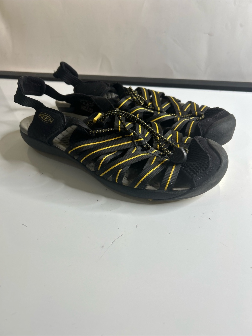 Keen Kuta Mens Sandals Black w/Yellow River Hiking Fisherman Boating Sz 10